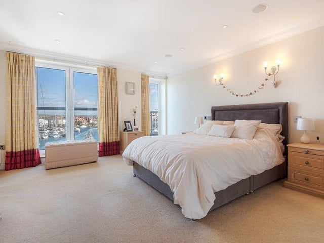 Sovereign Harbour penthouse apartment