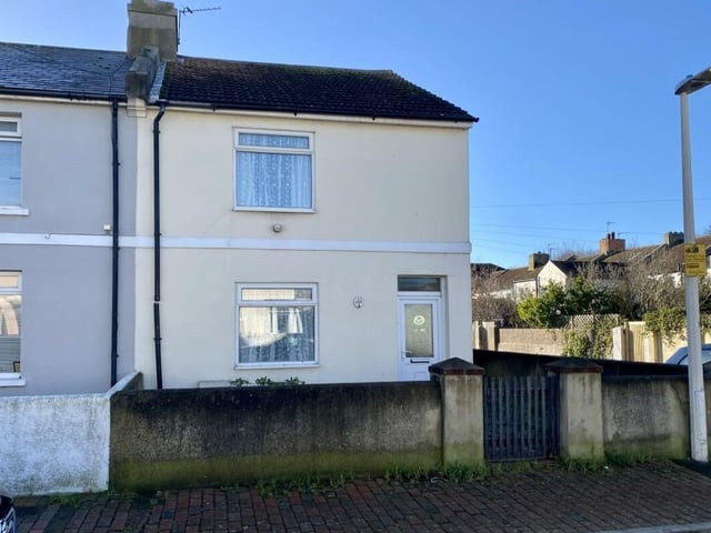 Sandwich Street, £180,000, from Zoopla