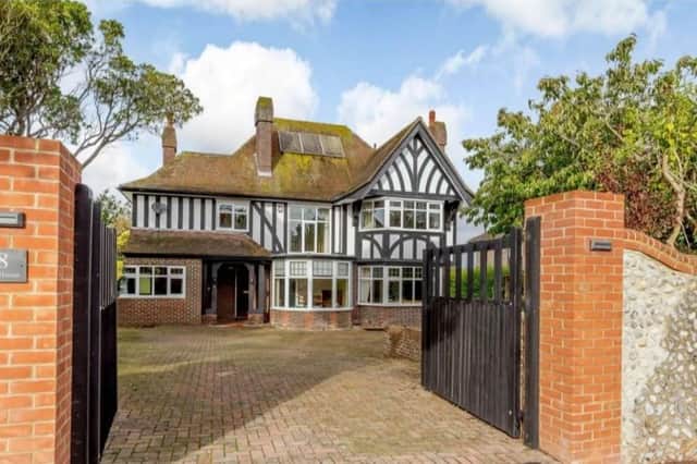 Six bedroom detached house in Prideaux Road, Eastbourne, on the market for £1,395,000 SUS-220223-142353001