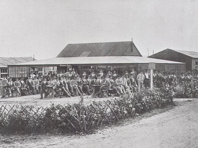 The Empire Club, Summerdown Camp
Courtesy of Eastbourne Heritage Service SUS-141103-153403001