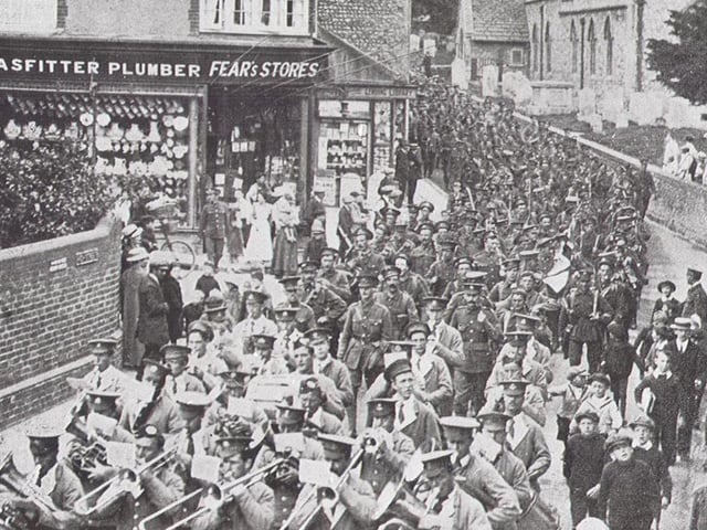 Blue Boys Band marching soldiers back to the railway station
Copyright Eastbourne Heritage Service SUS-141103-153414001