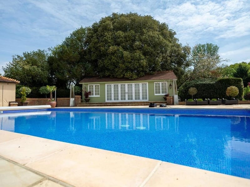 Morley Manor, Horsham, from Zoopla