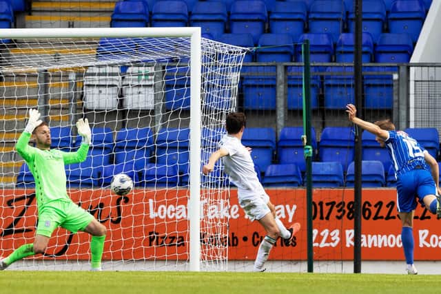 St Johnstone's Max Kucheriavyi scored twice late on to rescue a point against Dundee.