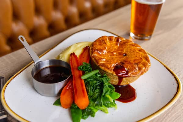 The Best Ever Pub Pie