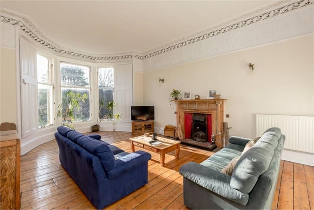 Drawing room.