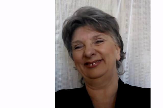 Janette Foggo as Isobel