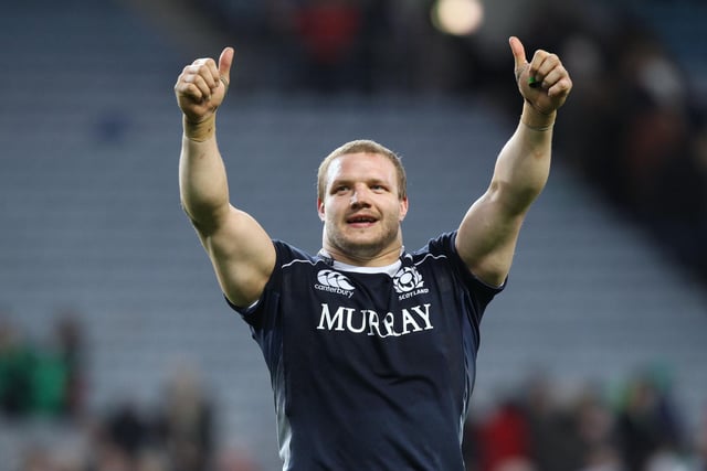 Formidable tighthead prop who played for Glasgow, Agen, Northampton, Worcester, Newcastle and Pau. Capped 66 times for Scotland and toured with the Lions to South Africa in 2009. In the same year he announced that he would no longer play on Sundays due to his Christian beliefs. Murray is a qualified vet.