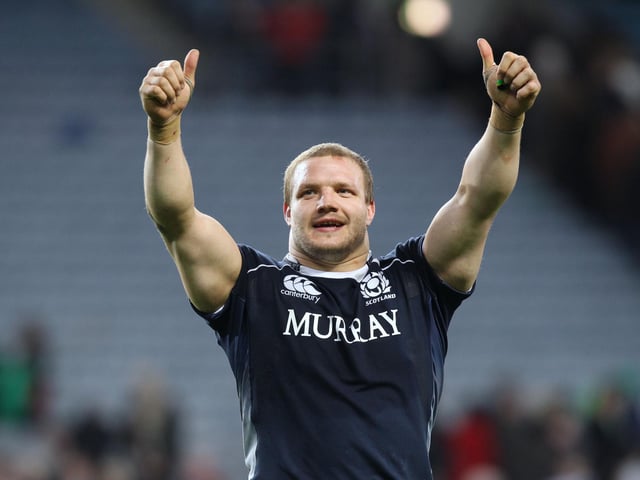 Formidable tighthead prop who played for Glasgow, Agen, Northampton, Worcester, Newcastle and Pau. Capped 66 times for Scotland and toured with the Lions to South Africa in 2009. In the same year he announced that he would no longer play on Sundays due to his Christian beliefs. Murray is a qualified vet.