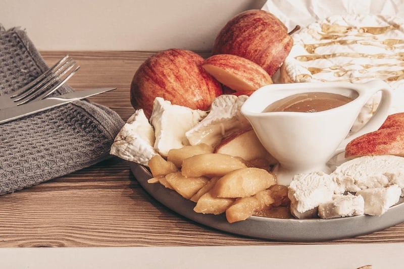 French Creperie Le Petit Cafe can be found at 32 Morisson Street. Offering French gallettes and delicious crepes, this cafe comes as one of the most highly rated in the Capital.