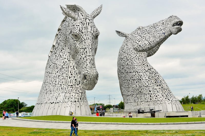 The Kelpies are shape-shifting water spirits found in Scottish mythology. This monument was created by Andy Scott, one of Scotland’s leading sculptors, and it is said to commemorate the ‘horse-powered heritage’ of Central Scotland.