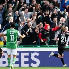 Hibs midfielder Joe Newell cannot believe it as substitute Alex Greive makes it 3-2 to St Mirren with two minutes left of the Premiership fixture at Easter Road   (Photo by Paul Devlin / SNS Group)