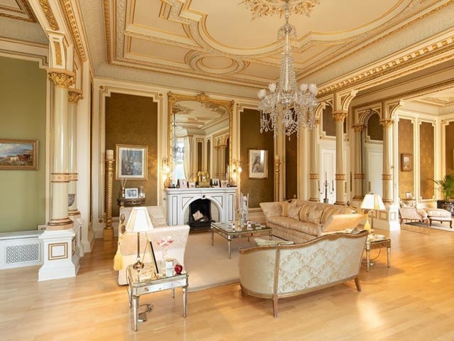 Drawing room.