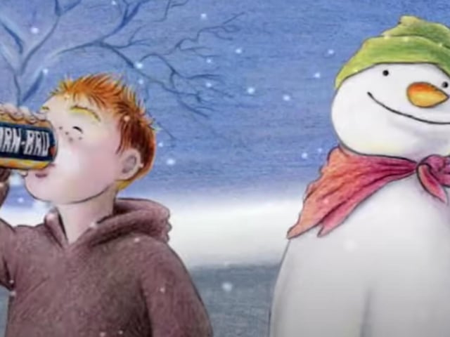 The 'Snowman' advert was based off of Raymond Briggs classic 1982 animated film ‘The Snowman’ and it playfully alters the now famous soundtrack by Howard Blake with some Scottish humour in the lyrics. It has regularly been voted the best Scottish Christmas advert and Barr has commented that "it's not Christmas time until you've seen the Irn Bru Snowman ad."