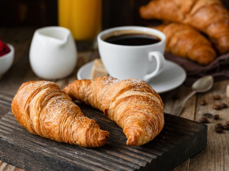 Family-run Tani Modi pride themselves on great-tasting coffee and stacks of pancakes, attracting hungry people to its prime location just around the corner from Princes Street at 103 Hanover Street.