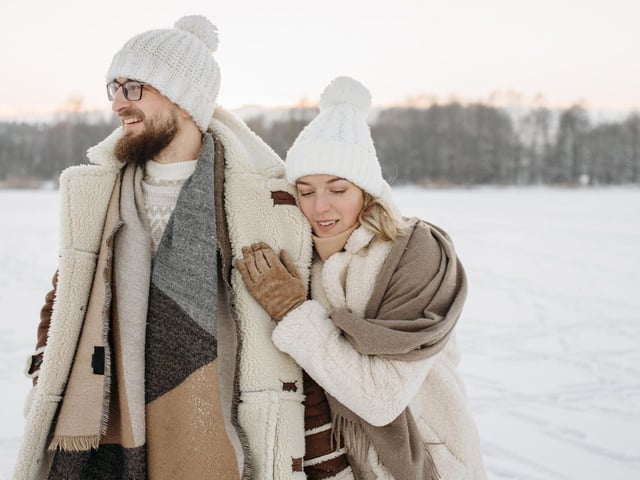 Wearing warm clothing lowers the amount of heat that people adjust the thermostat to, to as much as 2°C, researchers suggest. However, research on this is limited and the government may be reluctant to issue such advice as they could receive backlash similar to that which energy companies experienced in 2021. Regardless, most argue that quality winter clothing is essential during the season as a matter of health.