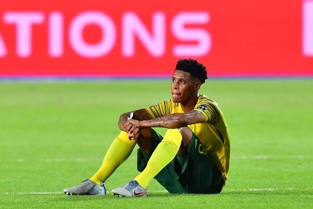 Rangers' new signing Bongani Zungu believes his international career is dead in the water under current South Africa boss Molefi Ntseki after the pair fell out in March. (Various)