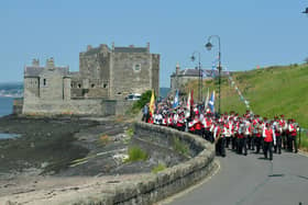 Blackness Castle was visited by Linlithgow Reed Band and others during this week's annual Marches but councillors heard tourists are unlikely to hang around if there are no public toilets.