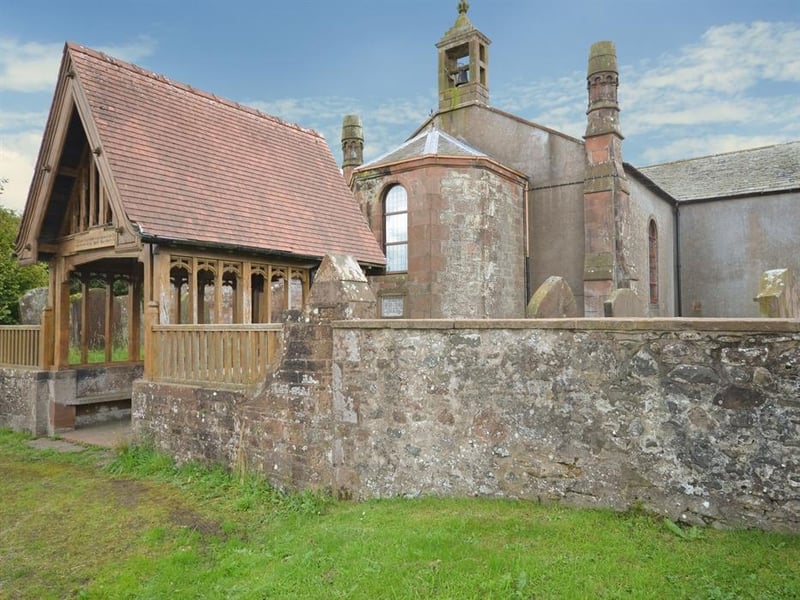 This 18th century church, located in Dumfries and Galloway, sleeps up to ten and is steeped in history as the building's initial footprint dates back to the 13th century, in an original commission by the infamous King Robert the Bruce.