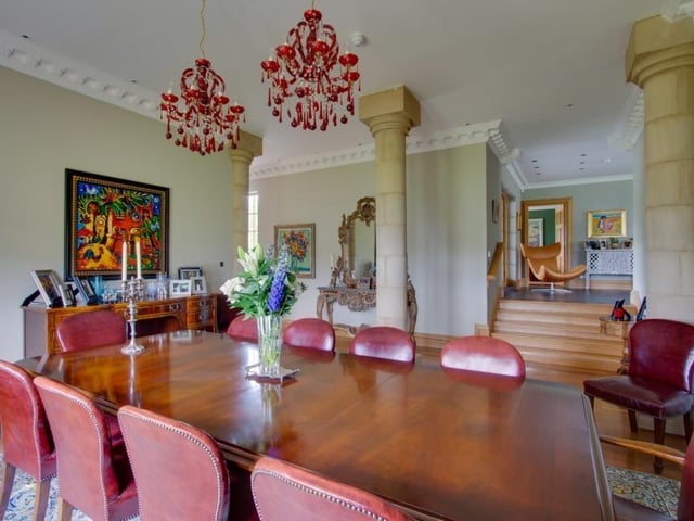 Dining room.