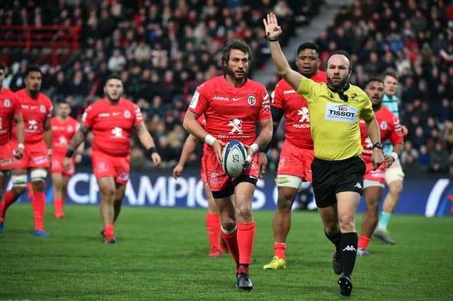 Scottish referee Mike Adamson has been appointed touch judge for the European Heineken Cup final.