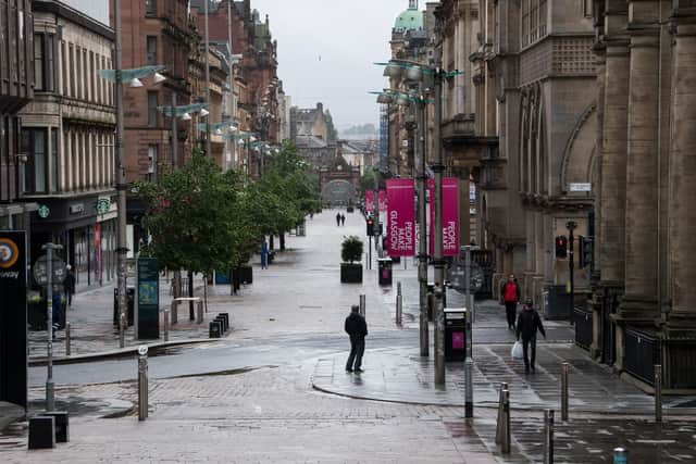 More than 1,200 chain stores permanently closed in Scotland last year, amid a lack of workers in city centres. Picture: John Devlin.