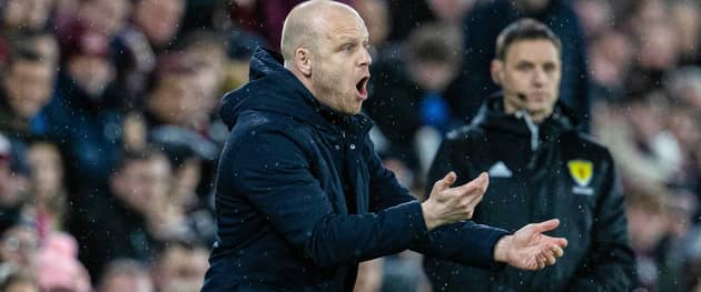 Hearts manager Steven Naismith during the 1-1 draw with Hibs.