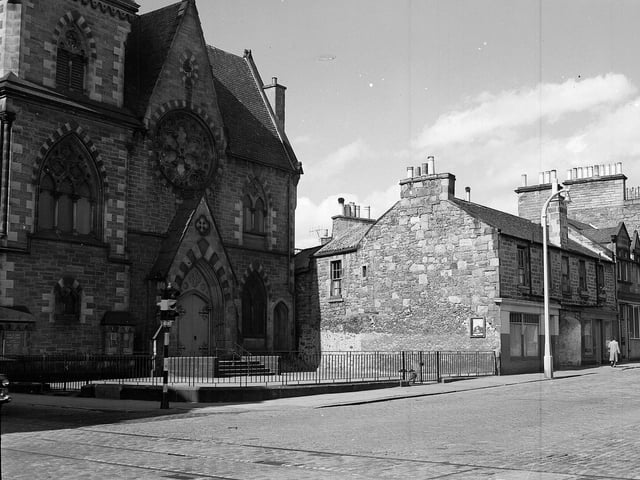 Sciennes is named after the Convent of St Catherine of Scienna, which was built in the area in the 16th century. The convent also gives its name to St Catherine's Place, where it originally stood.