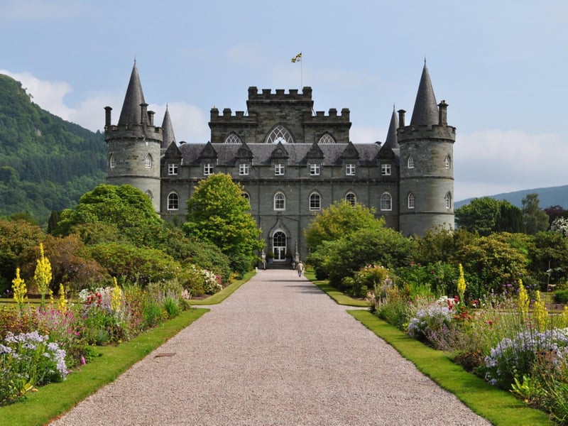 The Gaelic translation for this castle, "cam beul", means "curved mouth". Clan Campbell is well-known for being one of the largest and most powerful Scottish clans with massive influence that stretched from Edinburgh to the Outer Hebrides. This castle is one of many that historically belonged to the clan but this one was their 'power base' on the West Coast located by Loch Fyne.