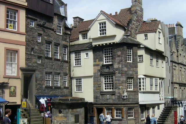 One of Edinburgh’s most historic and picturesque old dwellings, John Knox House on the High Street is thought to have been lived in and owned by the Protestant reformer John Knox - although there is no concrete evidence to actually support this. The house was constructed around 1490 and originally belonged to a Mr Walter Reidpath, who passed it on to his next of kin. John Knox House has changed little in style over the years, retaining its ‘overhanging’ upper floors - a feature once common in medieval Edinburgh architecture. If John Knox did ever stay in the house, it is thought that it was for no more than a few months during the great siege of Edinburgh Castle in the 16th century. However, some claim the famous Scots minister died here.