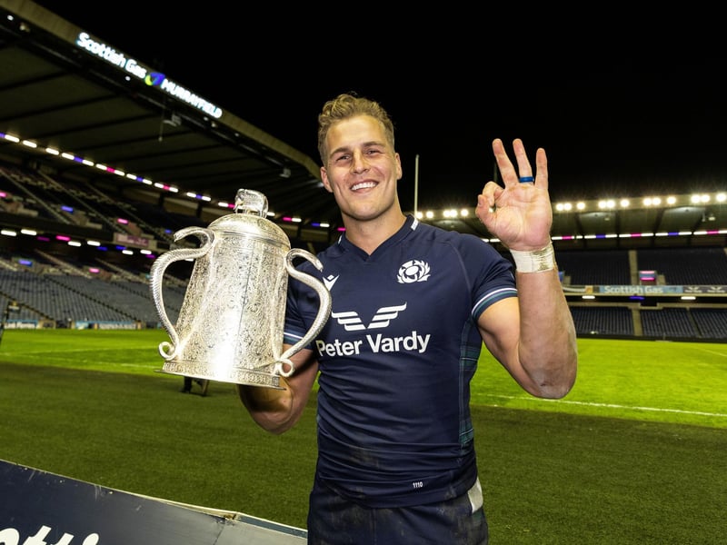 The hat-trick hero now has six tries in four matches against England and his pace, power and finishing ability was one of the main differences between the teams. Becomes first Scot to score hat-trick in this fixture and only late yellow card for a tap tackle can deny him full marks. 9