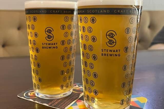 The brewery says: Stewart's Lager is a classic tasting lager - crisp, dry and refreshing. Pale straw in colour with a dense white head. The noble Saaz hops lends a refreshing earthy citrus character to the beer. The use of ;ager malt and yeast result in a light and easy drinking beer which is crisp and moreish.