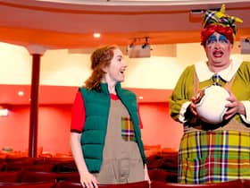 Kirsty Findlay and Barrie Hunter in Jack and the Beanstalk at Perth Theatre