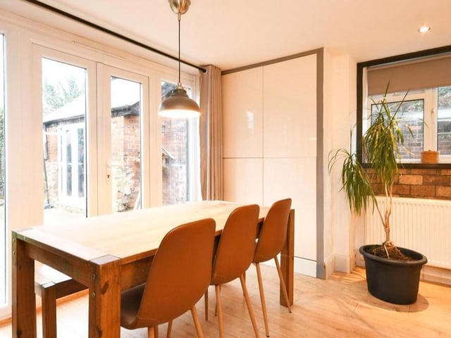 Before we leave the open-plan living room and kitchen/diner, let's take a look at the dining area. Gourmet meals combined with a view of the garden.