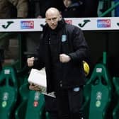 Hibs caretaker manager David Gray celebrates the 1-0 win over Dundee at full time (Photo by Ross Parker / SNS Group)