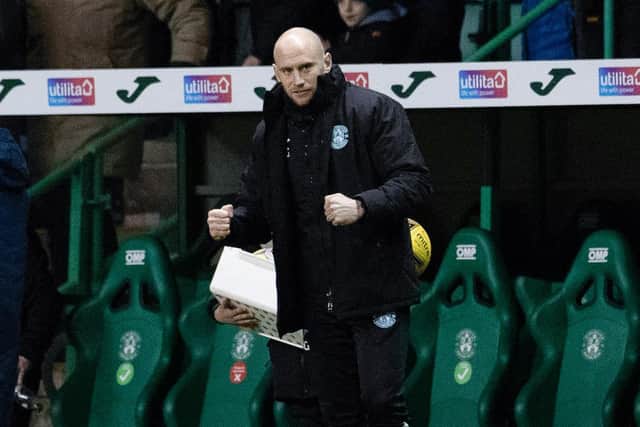 Hibs caretaker manager David Gray celebrates the 1-0 win over Dundee at full time (Photo by Ross Parker / SNS Group)