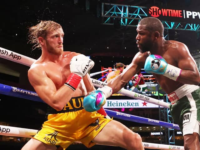 The much-hyped fight between Floyd Mayweather and Logan Paul ended in boos from a demanding and somewhat disappointed Miami crowd. (Pic: Getty)