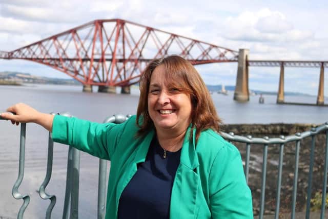 Christine Jardine has accused the SNP of selling a "fantasy"