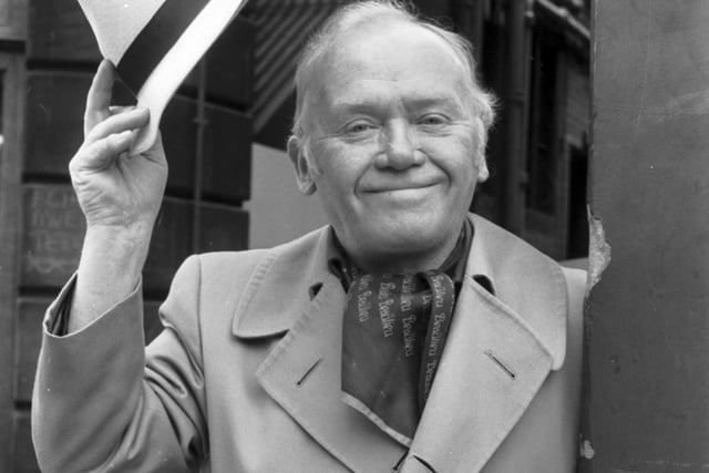 TV and film actor and comedian Charlie Drake holds a photo call outside the King's Theatre in May 1982.