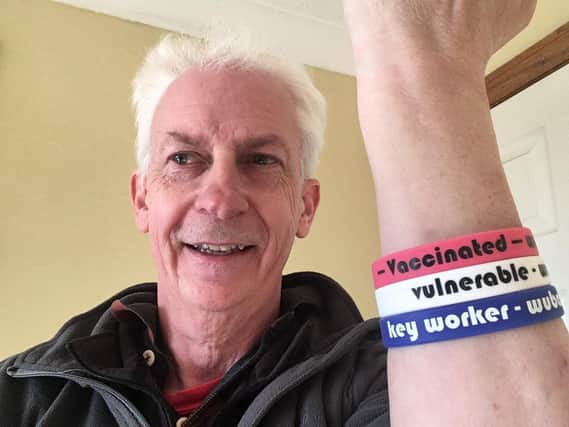 Brian Henderson proposed that a simple coloured wristband scheme could let people know how safe others are and prevent the spread of Covid-19