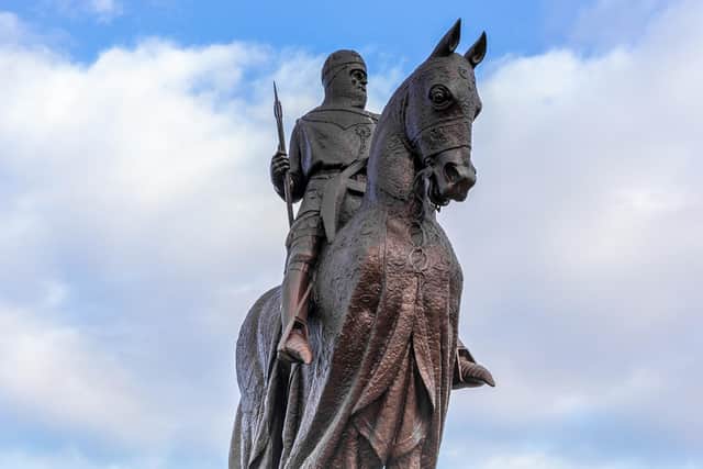 The Bannockburn battlefield visitor attraction could remain closed until 2022.