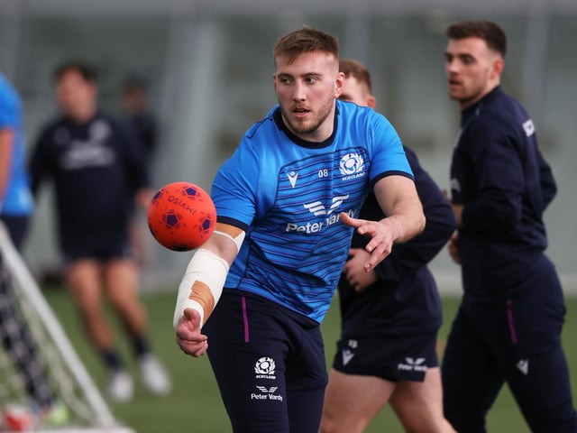 Played his part in tough back-row battle where Ireland had the physical edge. 6