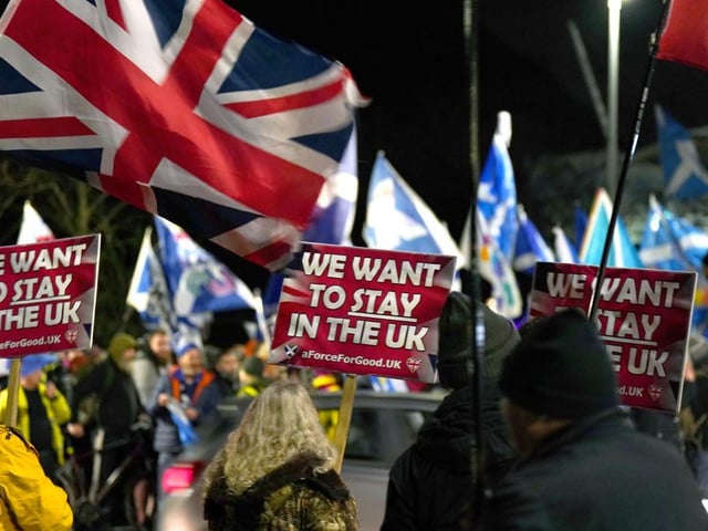 Pro-unionists also attended the rally