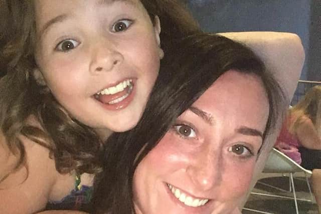 Kimberly Darroch and her daughter Milly Main, who died at the age of ten in 2017 as a result of a water-borne infection in the hospital where she was treated for leukaemia