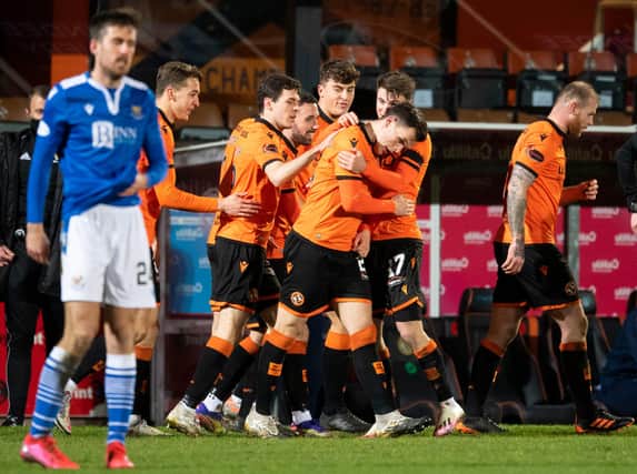 Dundee United celebrate Lawrence Shankland's phenomenal goal. Picture: SNS