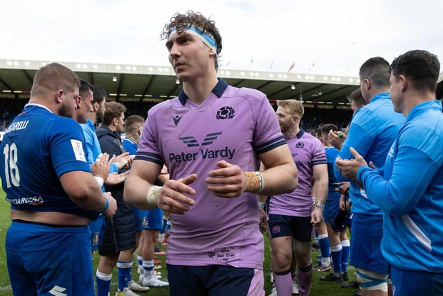 Led well during difficult finale when he had to tread a fine line with referee Angus Gardner. Should be applauded for late decision to run final scrum. 7