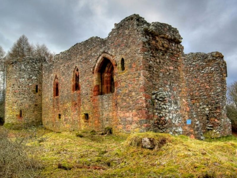 This castle is said to be haunted by the Comyn (Cummings) clan. Clans Mackintosh and Comyn both claimed ownership of the castle and according to legend back in 1442 after the Comyns invited the Mackintoshes to resolve this feud the latter clan attacked them during their feast. It is located northeast of Inverness which is the capital of the Highlands.