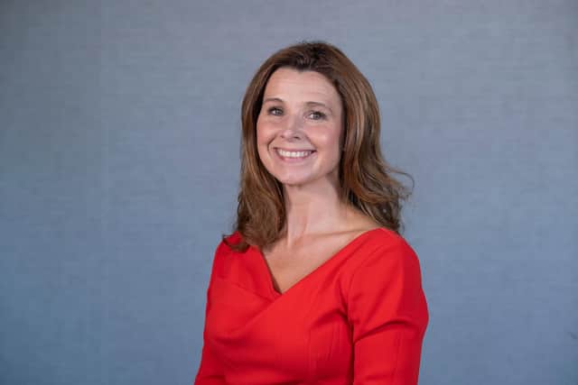 Dawn Dickson says contractual labels matter, but they aren’t decisive