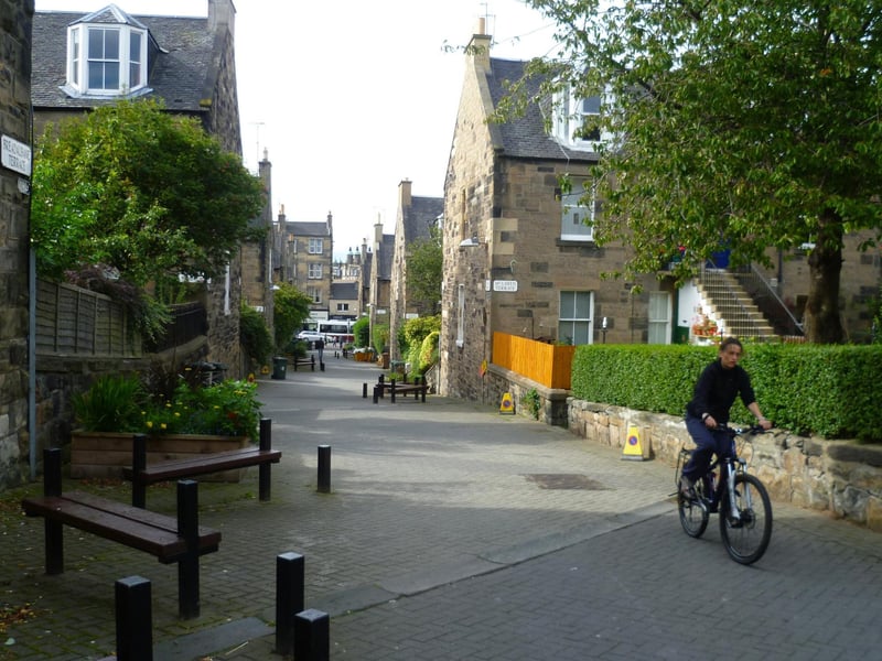 Dalry is an area in Edinburgh located near the city centre between Gorgie and Haymarket. ‘Dalry’ becomes ‘Dail Fhraoich’ in Scottish Gaelic which means ‘the haugh at the slope’. The translation ‘Heather slope/meadow’ has also been used. Alternatively, it is thought to derive from Dail Rìgh which would make it the “King’s Field”.