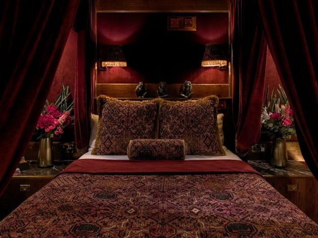 The second House of Gods Hotel is set to open in Glasgow, after a successful launch of the Edinburgh property in 2020. The ‘sexy and decadent’ aesthetic hotel, located at 61 to 65 Glassford Street, will feature a private spa, a garden of Eden inspired cocktail bar and lounge, a rooftop bar, and a butler on every floor and hopes to give guests the celebrity experience. While it has been slated to open this year, it may be late 2023 or early 2024 before it opens its door.