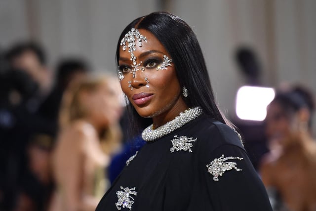 TOPSHOT - British model Naomi Campbell arrives for the 2022 Met Gala at the Metropolitan Museum of Art on May 2, 2022, in New York.  Photo by ANGELA WEISS/AFP via Getty Images)